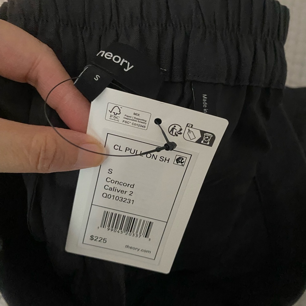 Theory new with tag linen blend pull on shorts - Picture 5 of 5